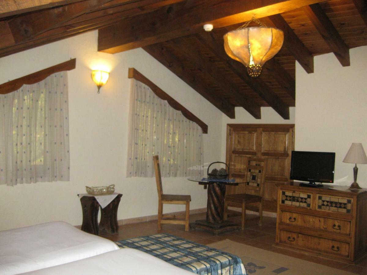 Hotel Rural Los Frutales Серседилья Экстерьер фото