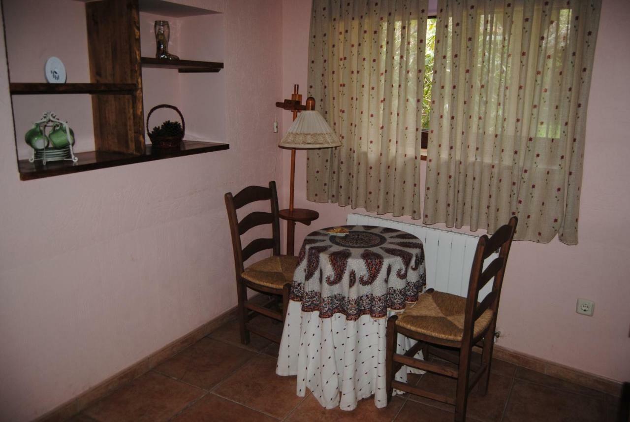 Hotel Rural Los Frutales Серседилья Экстерьер фото