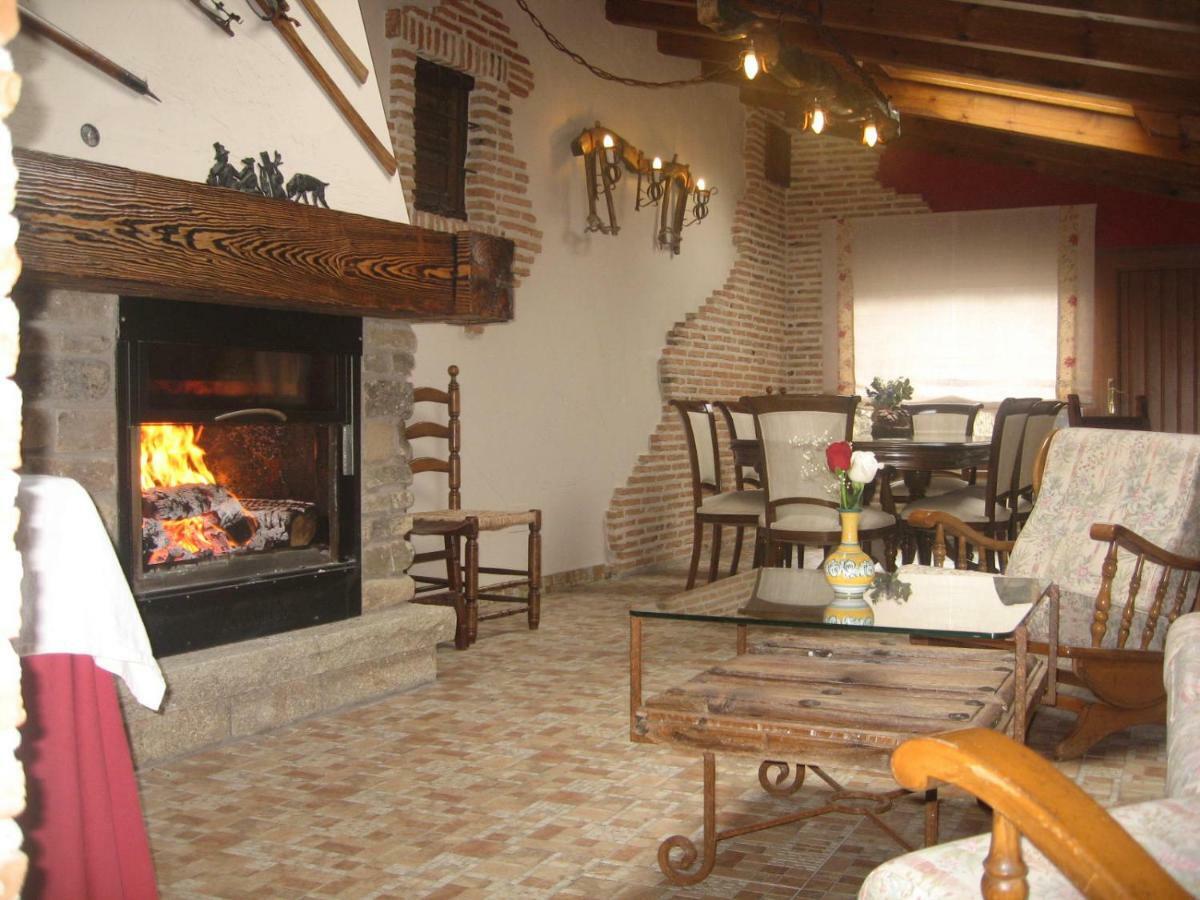 Hotel Rural Los Frutales Серседилья Экстерьер фото